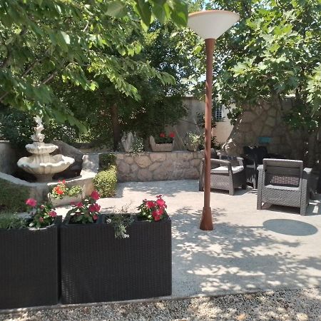 Apartment Malnar Starigrad Paklenica Dış mekan fotoğraf